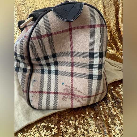 PRE-LOVED Authentic Burberry Vintage Checks Medium Bowling Bag - Picture 16 of 16